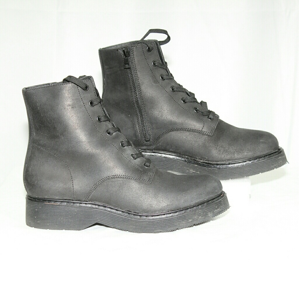 💥💥💥💥💥EUC Like New Vince Combat Boots - Picture 8 of 9